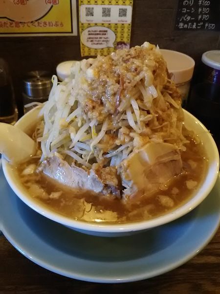 「ラーメン300gヤサイアブラ増し780円」@高木のぶぅの写真