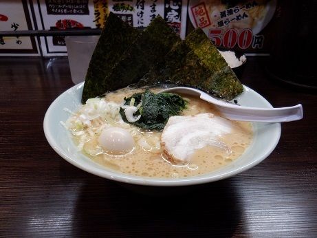 「ラーメン　豚骨味噌」@横浜家系ラーメン 魂心家 青葉台店の写真