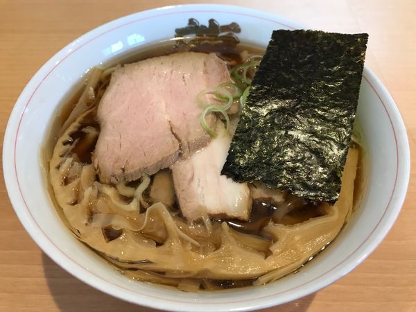 「中華そば　魚100入り  800円」@龍横健 谷地店の写真