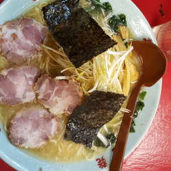 ネギラーメン　ネギ 生姜イイジャン