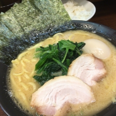 横浜家系ラーメン 王子家の画像