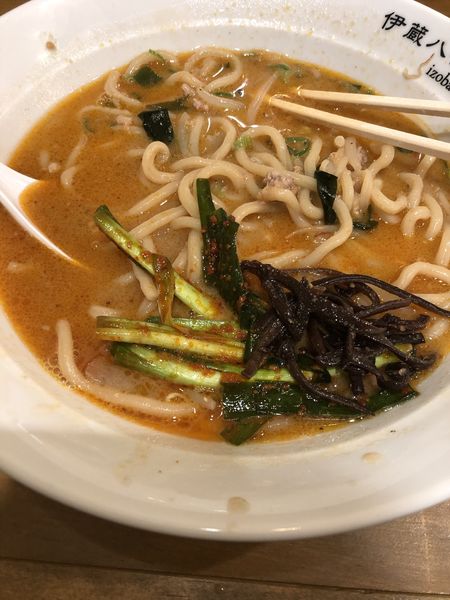 「三種のラー油の香がし味噌らーめん」@伊蔵八味噌らーめんの写真