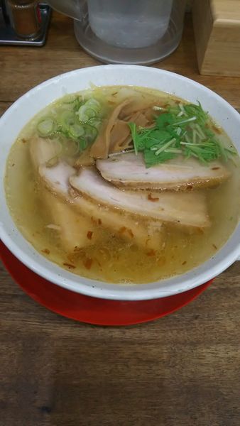 「うま塩ラーメン（トッピング：チャーシュー3枚）」@麺家 ゐをりの写真