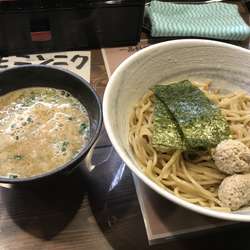 つけ麺黒(醤油)