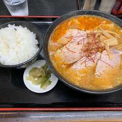 味噌チャーシュー麺 & 小ライス
