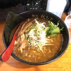 味噌ラーメン　1100円　屋久島産鯖節×豚鶏白湯×手揉み太麺