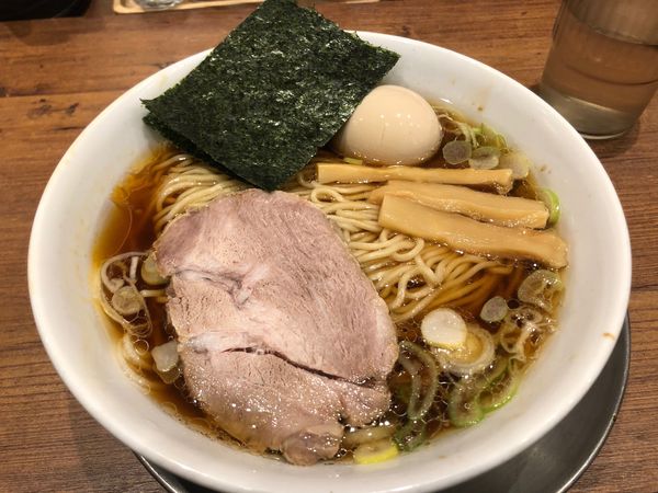 「味玉中華そば」@舎鈴 ビーンズ武蔵浦和店の写真