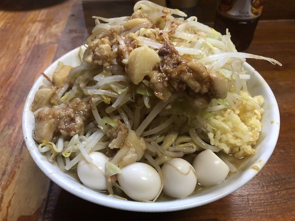 「小ラーメンうずら 全マシ」@蓮爾 新町一丁目店の写真