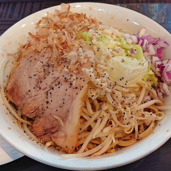 「ガッツリまぜそば850」@麺屋 うめはら あずま店の写真