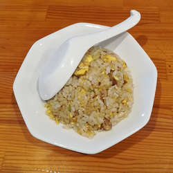 半チャーハン（350円）