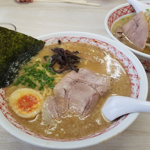 「こてっぱ大盛」@ラーメンめん丸 八千代台店の写真