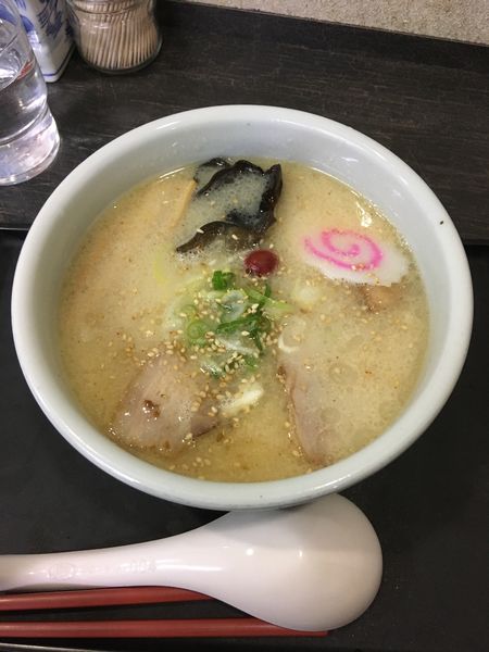 「しおらーめん」@らーめん 山頭火 旭川本店の写真