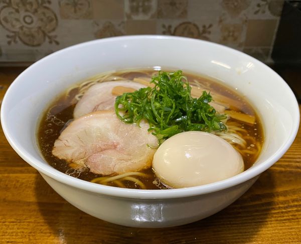 「白トリュフ香るシャンピニオン出汁ラーメン850円」@epilogue08の写真