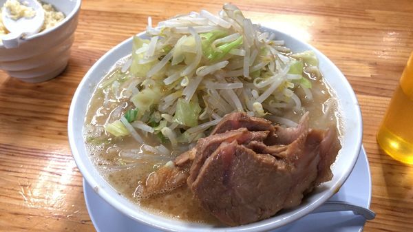 「ラーメン小、野菜マシ」@ラーメン赤沼の写真