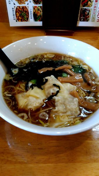 「ワンタンメン」@華龍飯店 江木町店の写真
