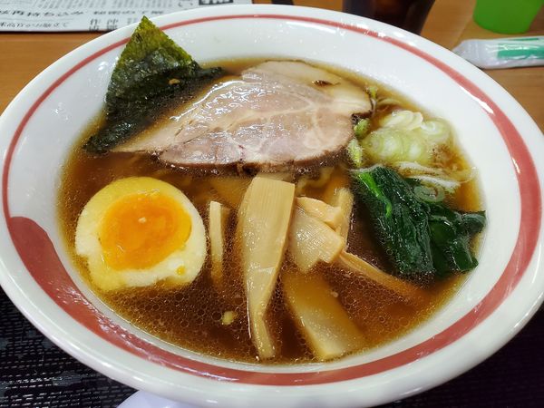 「丸鶏醤油　手揉ラーメン690円」@りんどうの写真