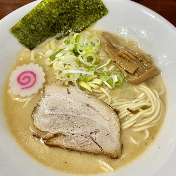 「豚骨煮干中華蕎麦」@中華蕎麦 萌芽の写真