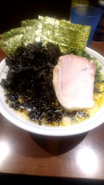 「ラーメンモモ かため おおめ 海苔＋岩のり」@らーめん飛粋の写真