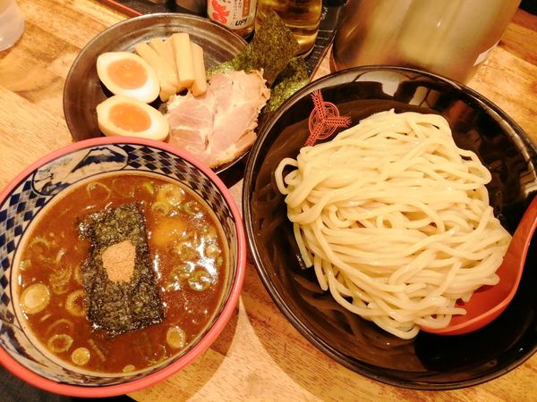 「つけ麺中盛り　三田盛り」@つけ麺専門店 三田製麺所 新宿西口店の写真