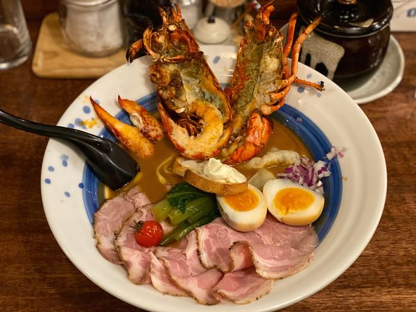 「まるごと一匹オマール海老デラックス」@海老丸らーめんの写真