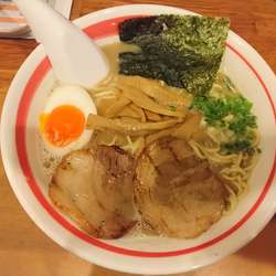 煮干し豚骨ラーメン(ハリガネ)