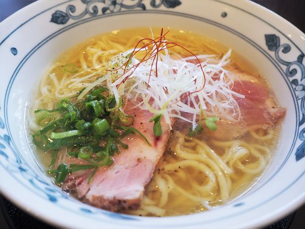 「塩(鶏ガラ)ラーメン」@麺屋 粉哲の写真