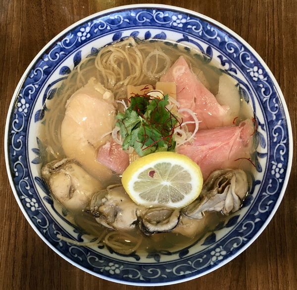 「アサヒスーパードライ中瓶 → 牡蛎そば」@寿製麺よしかわ 保谷店の写真