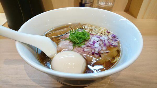 「【夜】煮干しそば+マキシマムこいたまご」@らぁ麺 田じまの写真