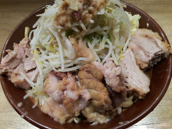 「ラーメン大:900円+豚増し:200円」@MEN YARD FIGHTの写真