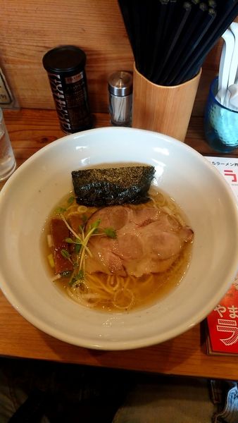 「塩そば」@二代目煮干しラーメンまるにぼ 防府本店の写真
