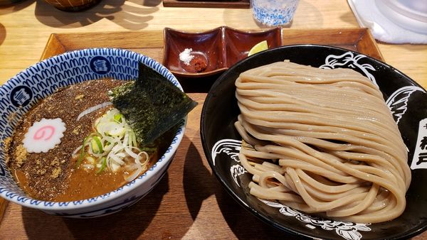 「つけめん　1000円　『あけおめ～❗』」@中華蕎麦 とみ田の写真