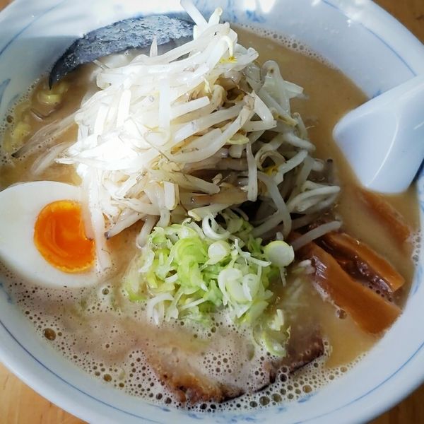 「とんこつ味噌 ７８０円」@ラーメン 利尻 北茨城本店の写真