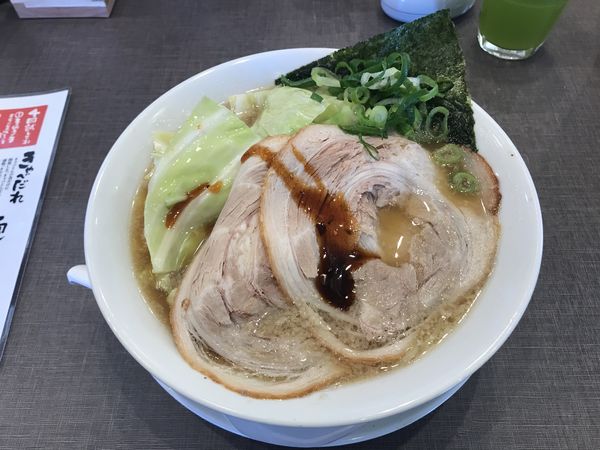 「熟成醤油きゃべとん」@きゃべとんラーメン 横浜青葉台店の写真