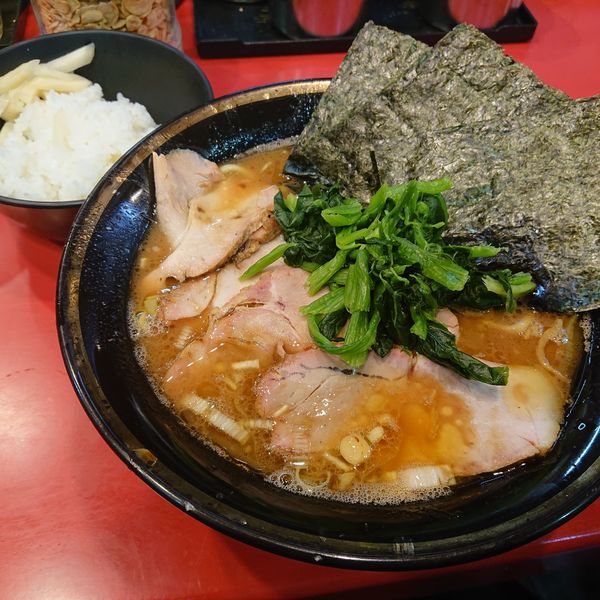 「チャーシューメン880円、ライス120円」@環2家の写真