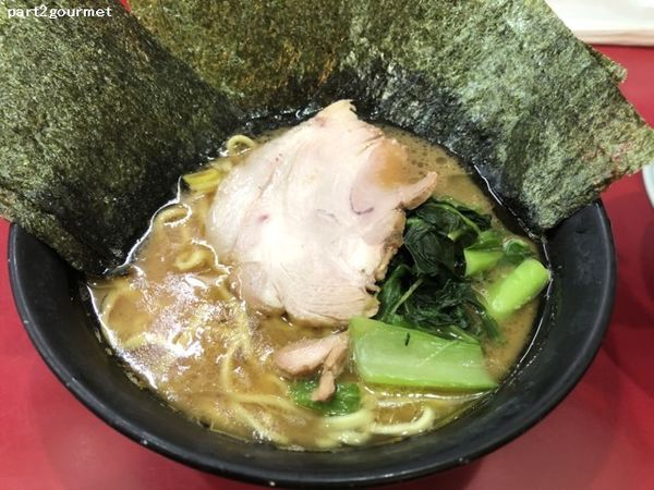 「ラーメン 並 + のり (820円)」@杉田家 千葉祐光店の写真