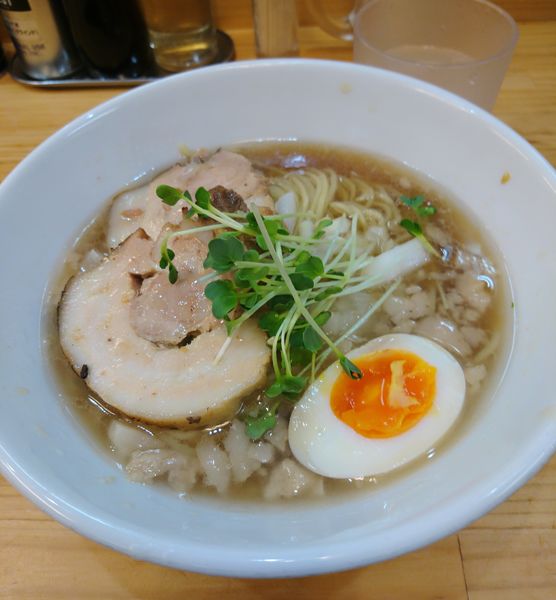 「頑固系醤油らあめん」@宮二郎の写真