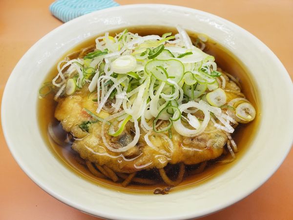 「かき揚げそば460円」@常盤軒 山手線ホーム店の写真