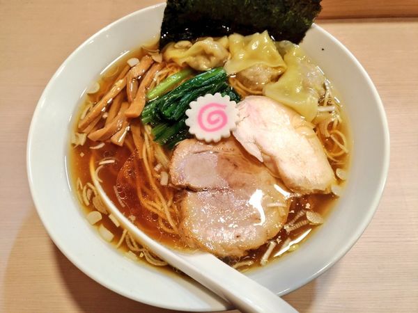 「ワンタン中華ソバ」@中華ソバ ちゃるめの写真