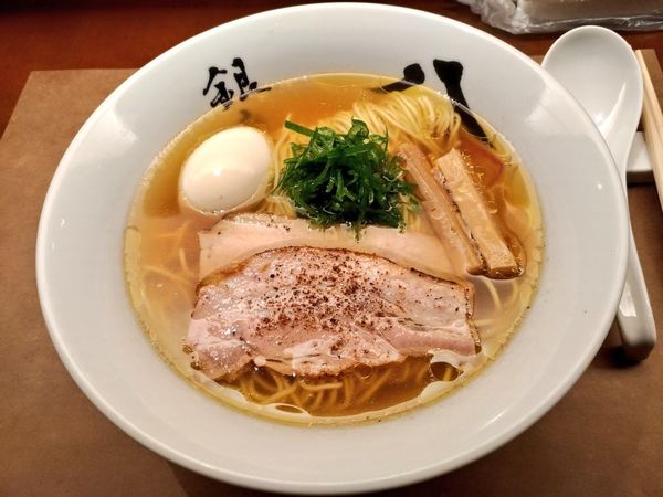 「特製中華そば」@中華そば 銀座 八五の写真