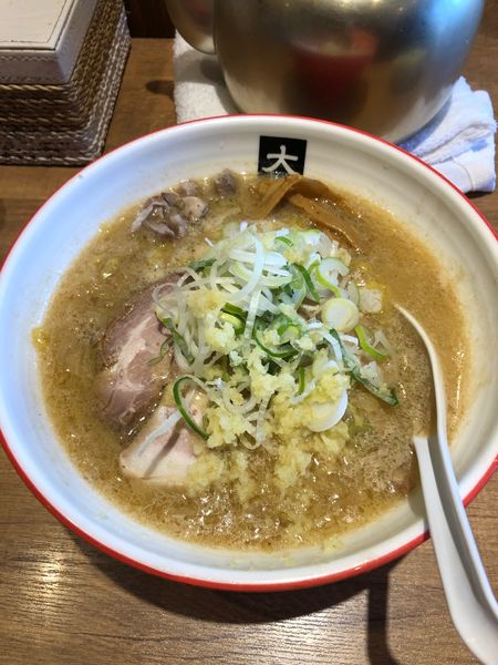 「味噌チャーシュー大盛り＋別皿ネギ」@大島の写真