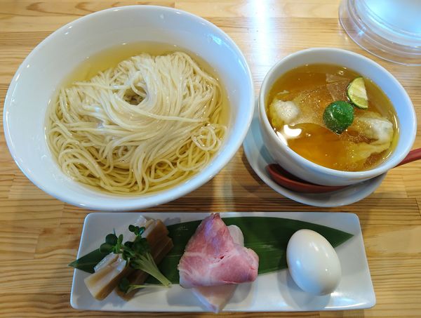 「濃厚清湯 白醤油つけ麺」@自家製麺 くろ松の写真