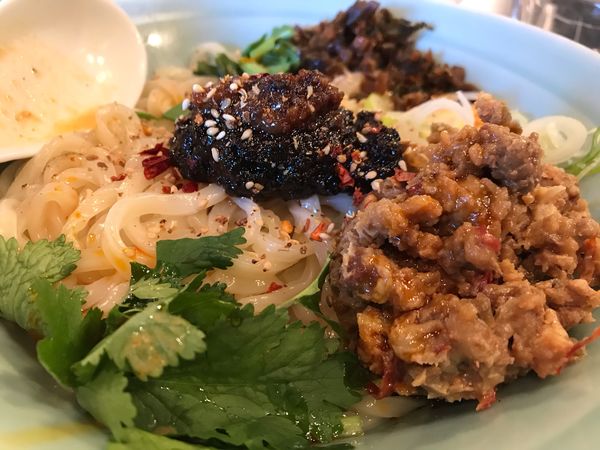 「汁無し坦々麺」@麺屋 空海 恵比寿店の写真