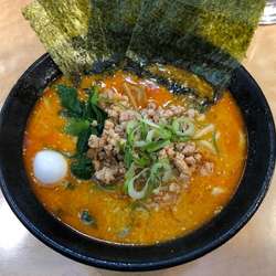 トンタン麺　激辛　半ライス　800円