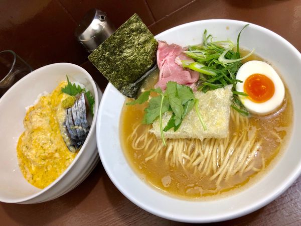 「上中華(醤油)」@中華そば うお青の写真