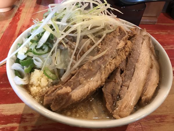 「小ラーメンブタ入り＋ネギ」@ラーメン二郎 会津若松駅前店の写真