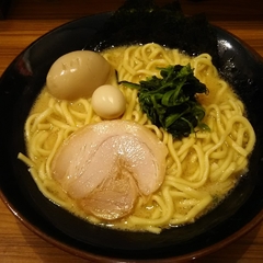 横浜家系ラーメン 壱角家 清瀬店の画像