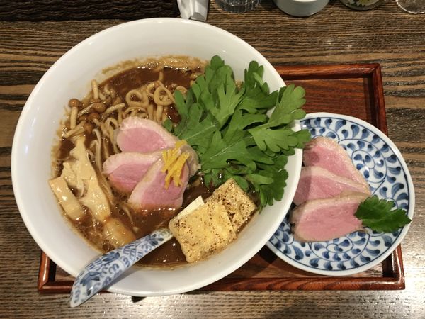 「日本酒八海山 → カモ胸肉 → Ra-men 赤味噌」@メンドコロ Kinariの写真