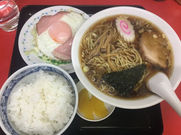 「ラーメン定食A【ラーメン+半ライス+ハムエッグ】(¥650)」@冨士中華そばの写真