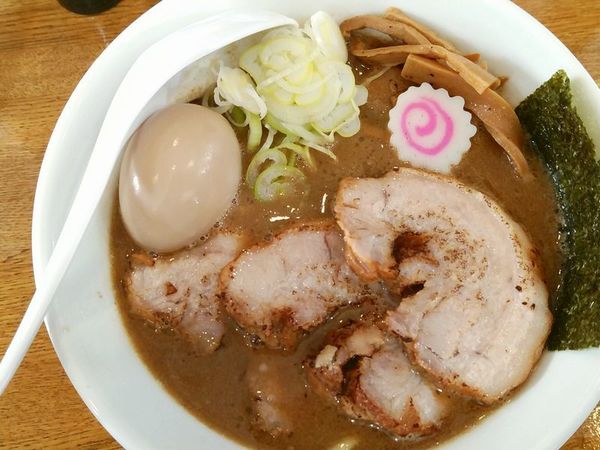 「中華そば＋味玉＋チャーシュー」@一道麺屋の写真