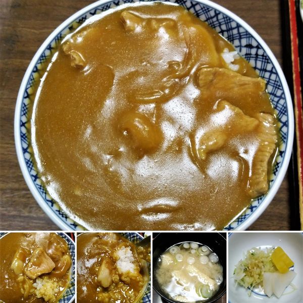 「カレー丼　900円」@翁庵の写真